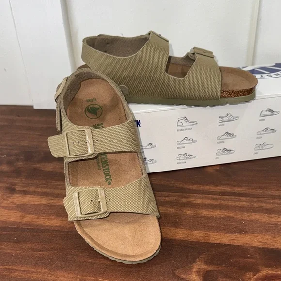 Birkenstock Kids Milano Kids Vegan Sandals Faded Khaki Buckle Straps Sz 1-1.5 - Picture 10 of 12